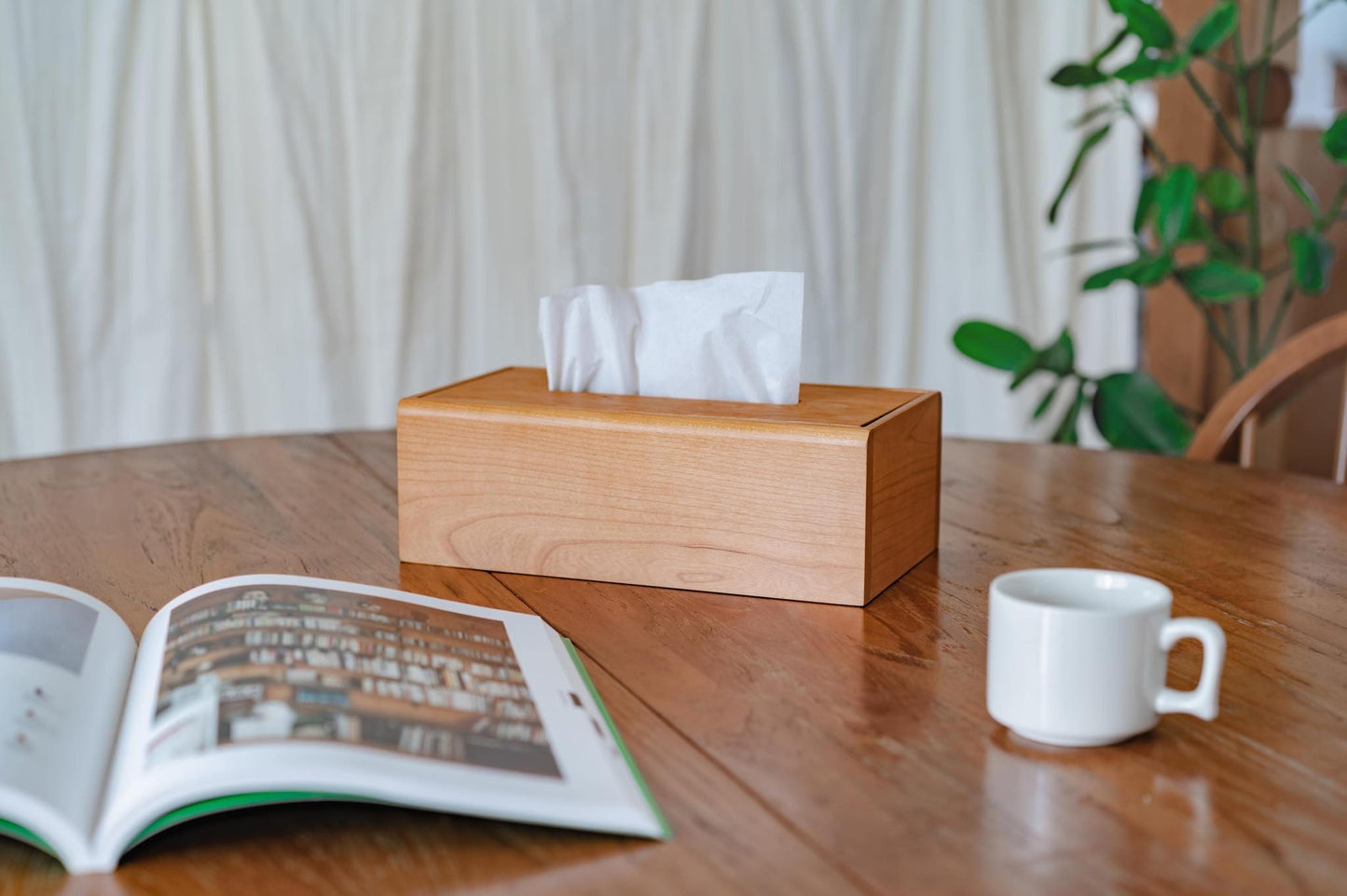 ティッシュボックス